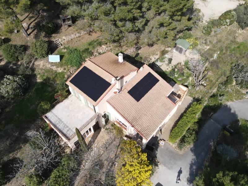 Installateur Panneaux Solaires à Roquevaire : Hom'tech votre expert local